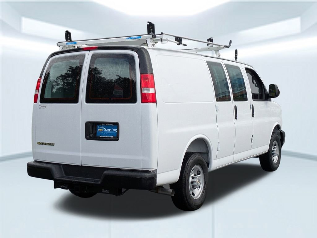 2025 Chevrolet Express Cargo 2500 photo 2