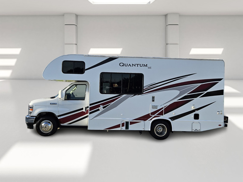 2021 Ford E-350 photo 2