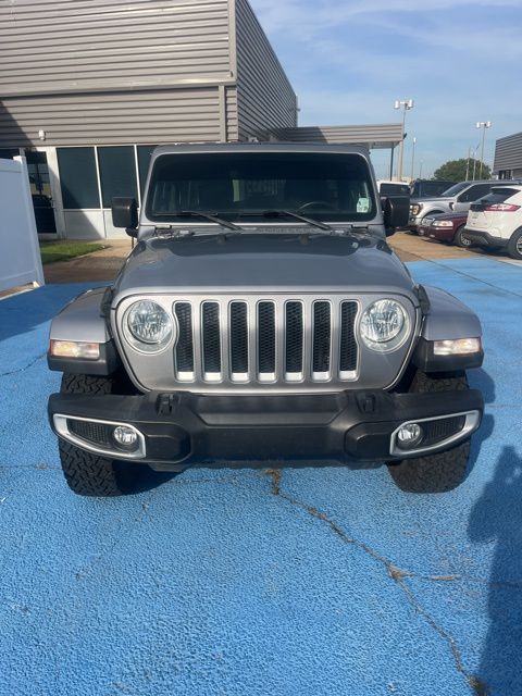 2019 Jeep Wrangler Unlimited Sahara photo 2