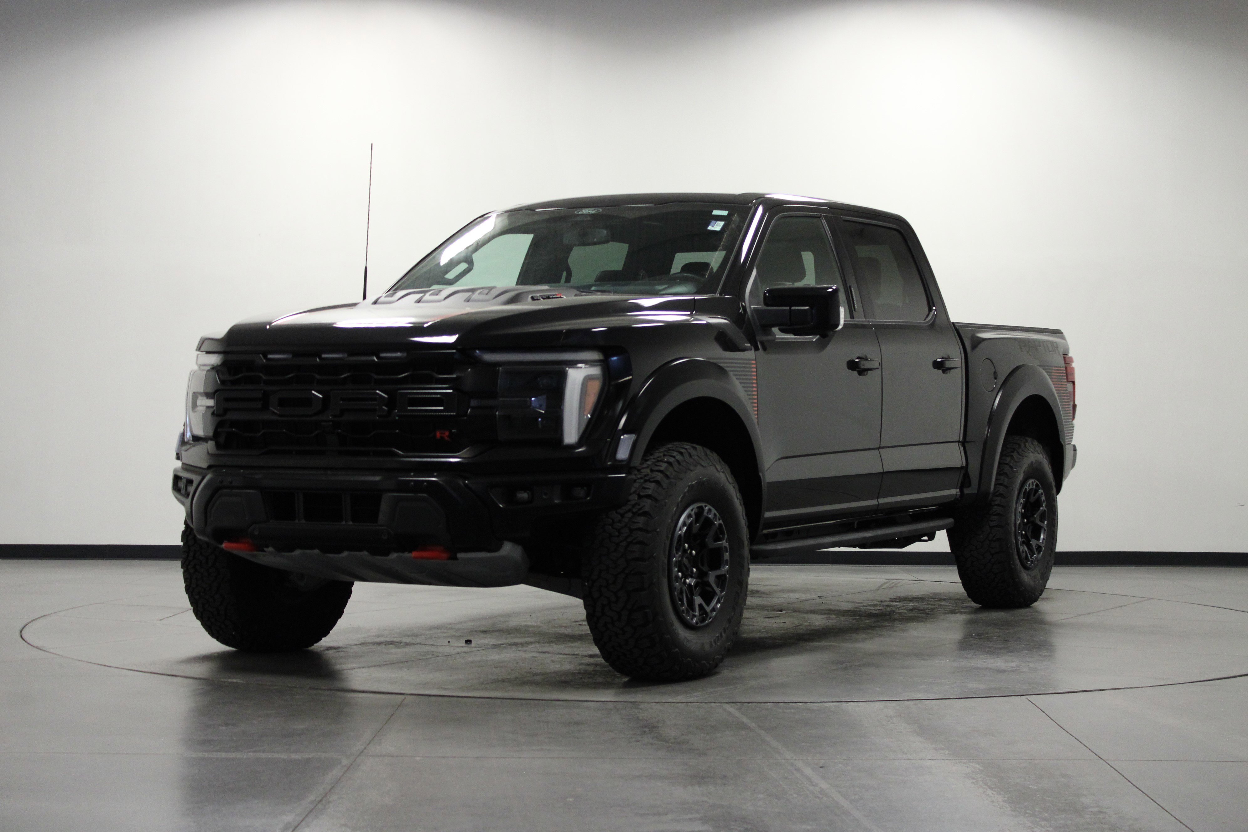 2024 Ford F-150 Raptor photo 7