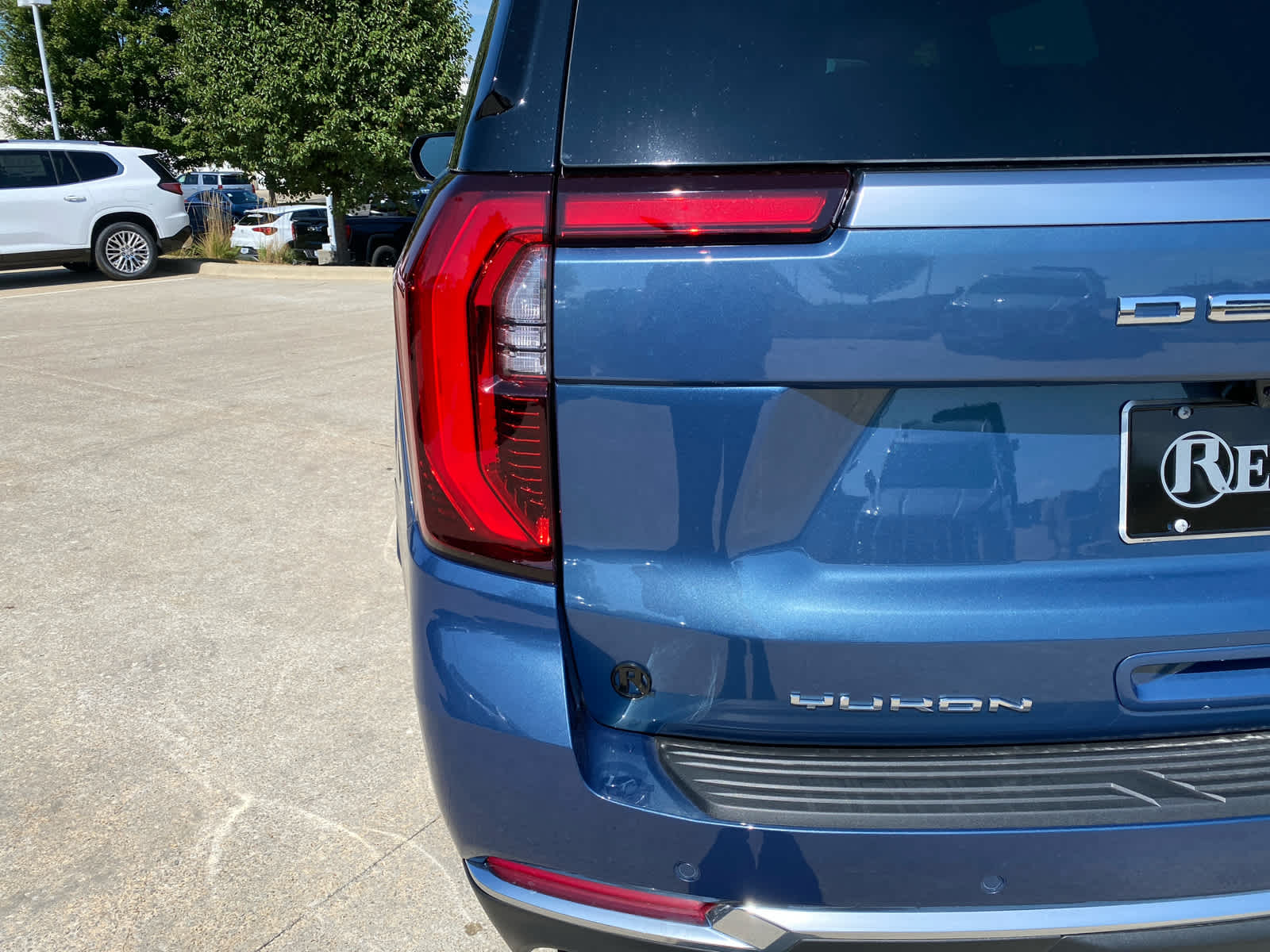 2025 Gmc Yukon Denali photo 38