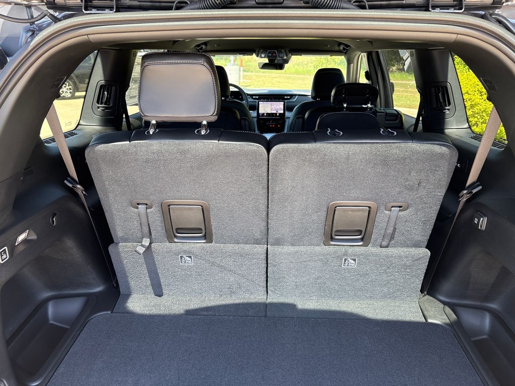 2025 Jeep Grand Cherokee Limited photo 17