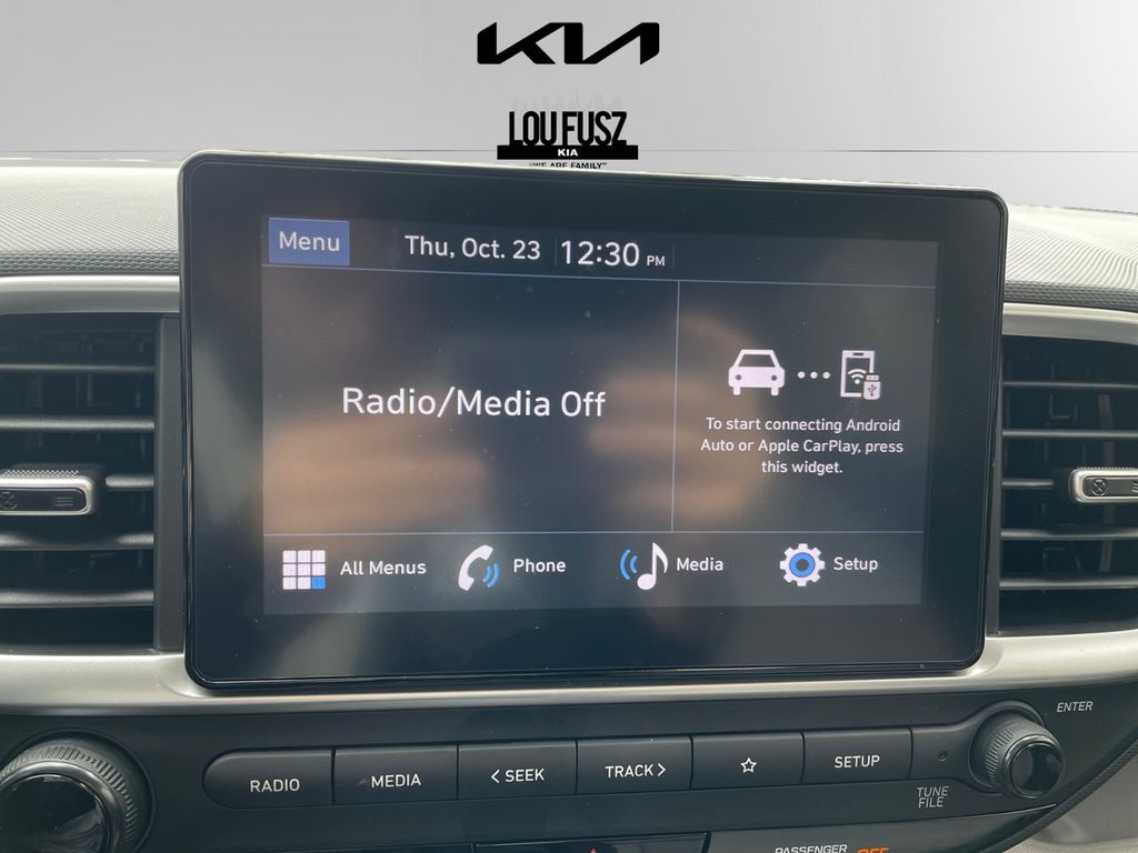 2024 Hyundai Venue SEL photo 4