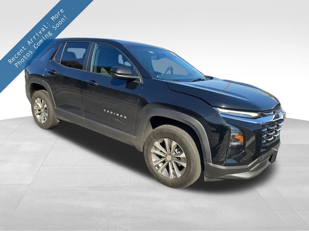 2025 Chevrolet Equinox LT's photo