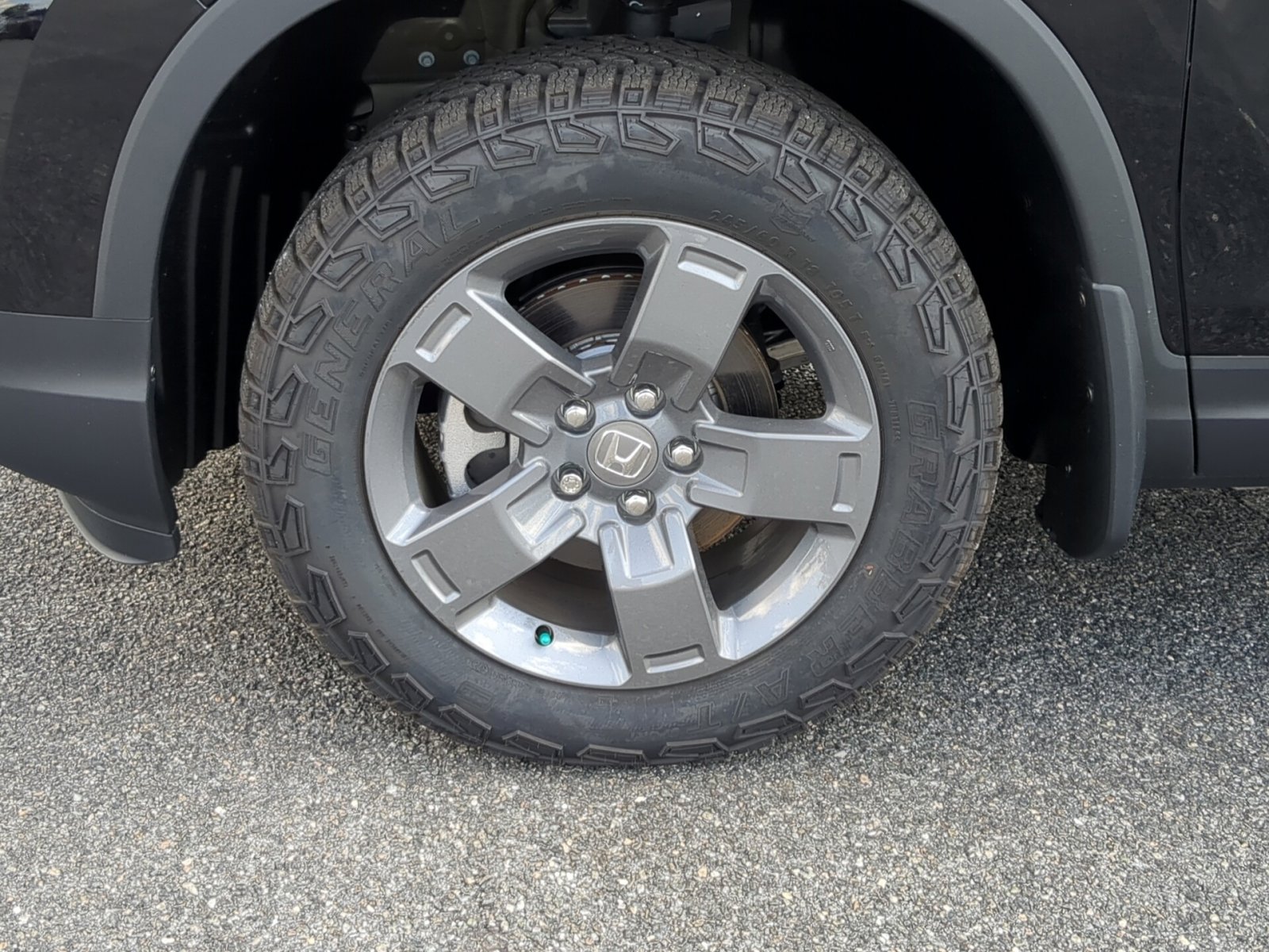 2025 Honda Ridgeline TrailSport photo 32