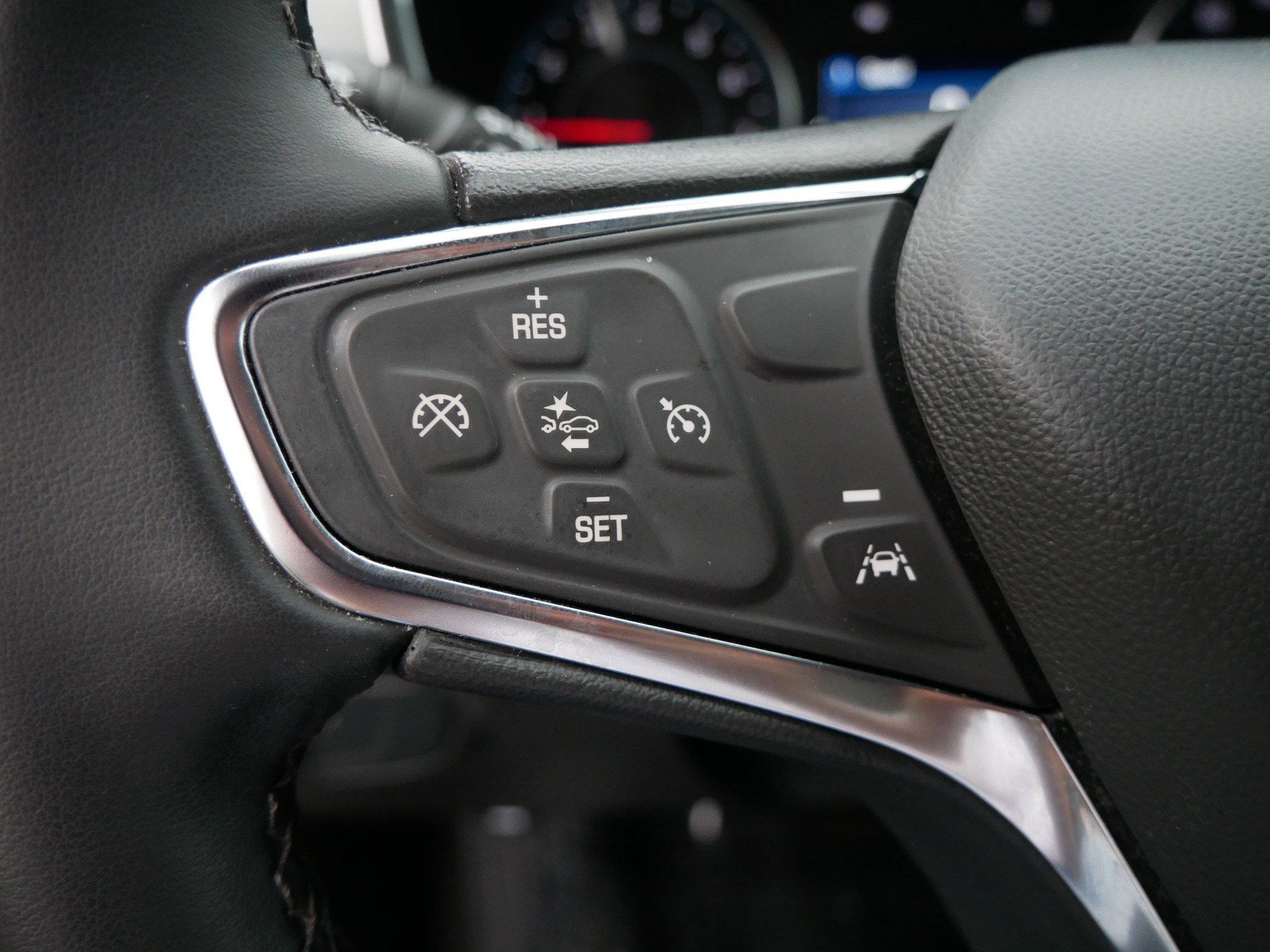 2024 Chevrolet Equinox LT photo 25