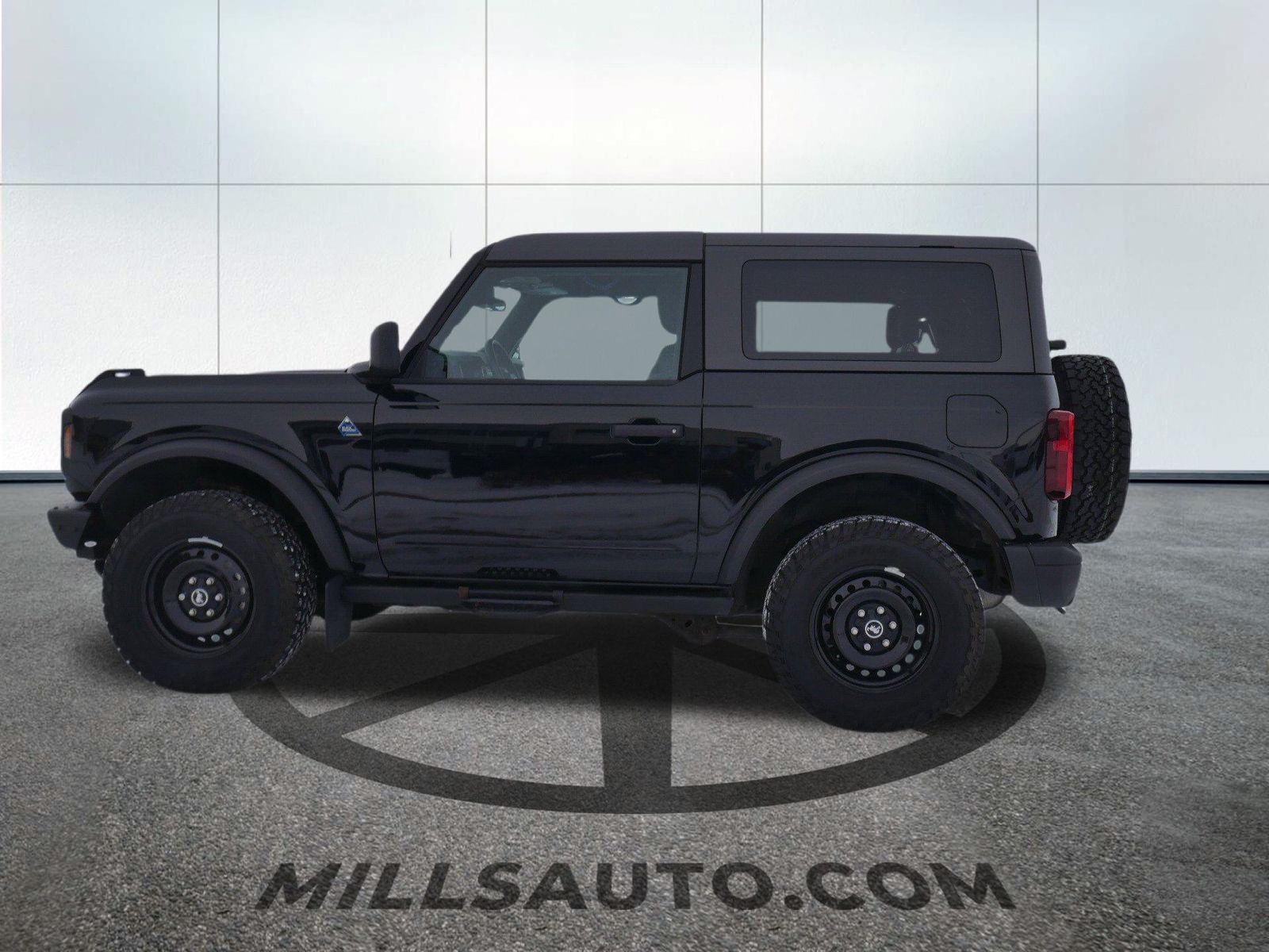 Used 2022 Ford Bronco 2-Door Black Diamond with VIN 1FMDE5CH3NLB75068 for sale in Willmar, Minnesota