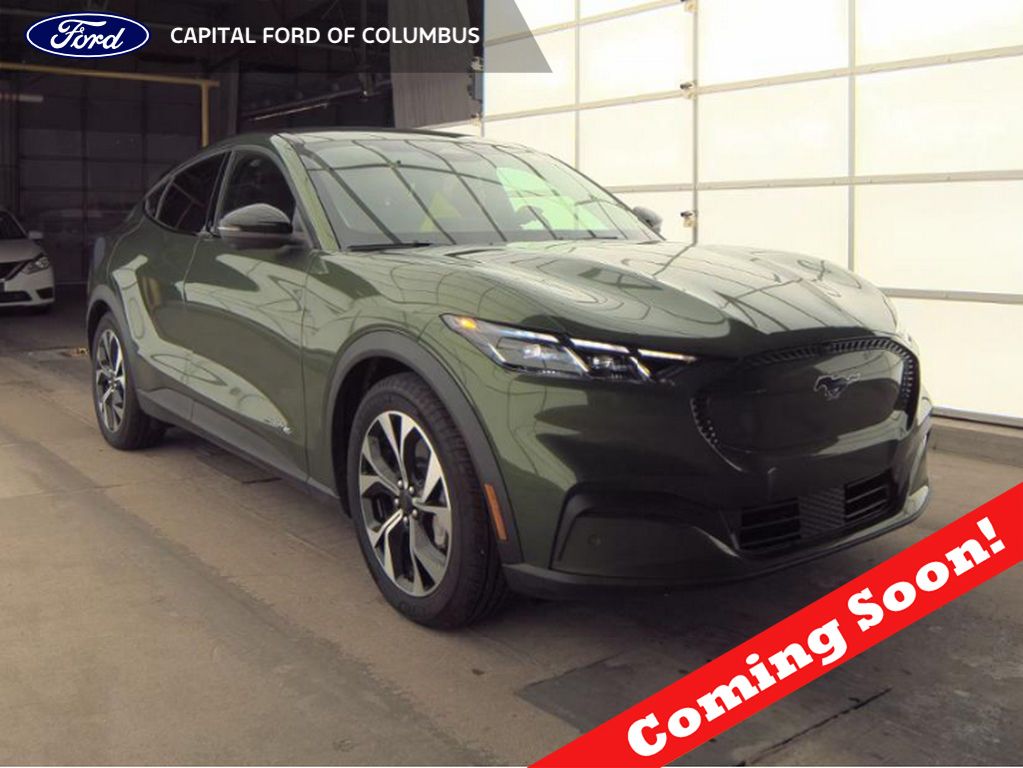 2025 Ford Mustang Mach-E