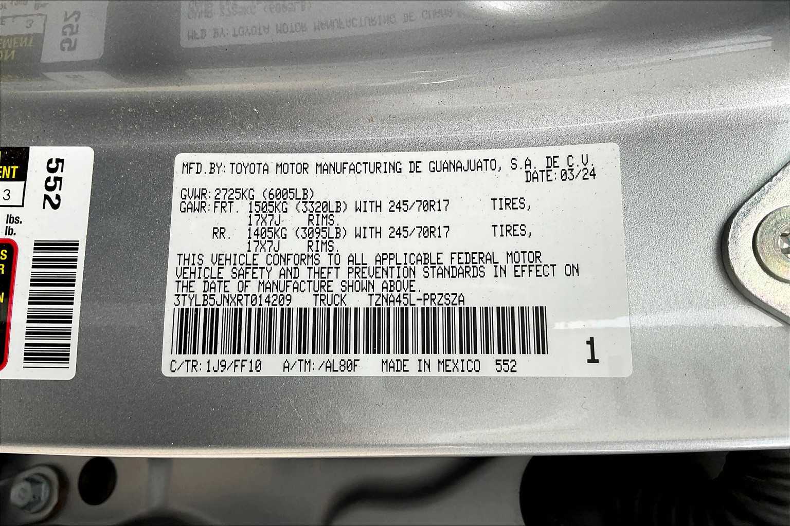 2024 Toyota Tacoma SR5 photo 32