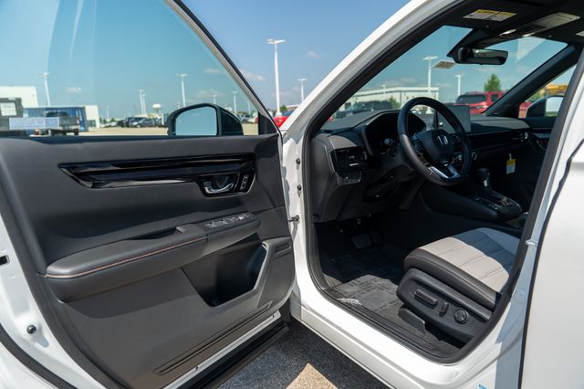 2026 Honda CR-V Hybrid Sport Touring photo 22