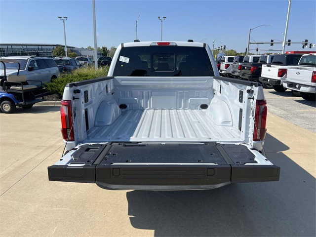 2025 Ford F-150 Lariat photo 19