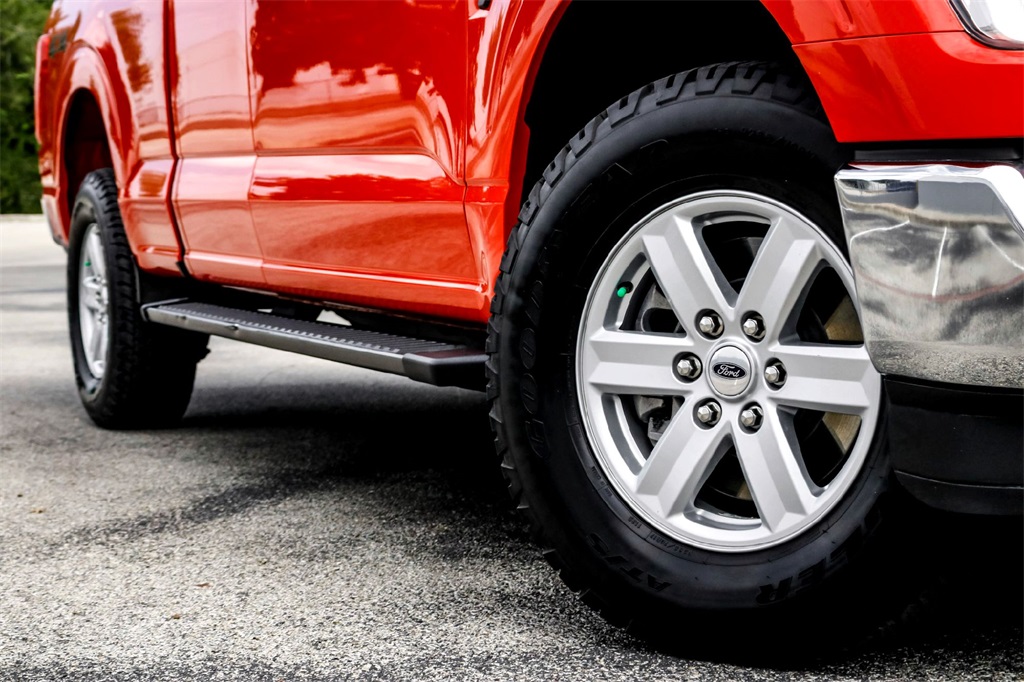 2021 Ford F-150 XL photo 2