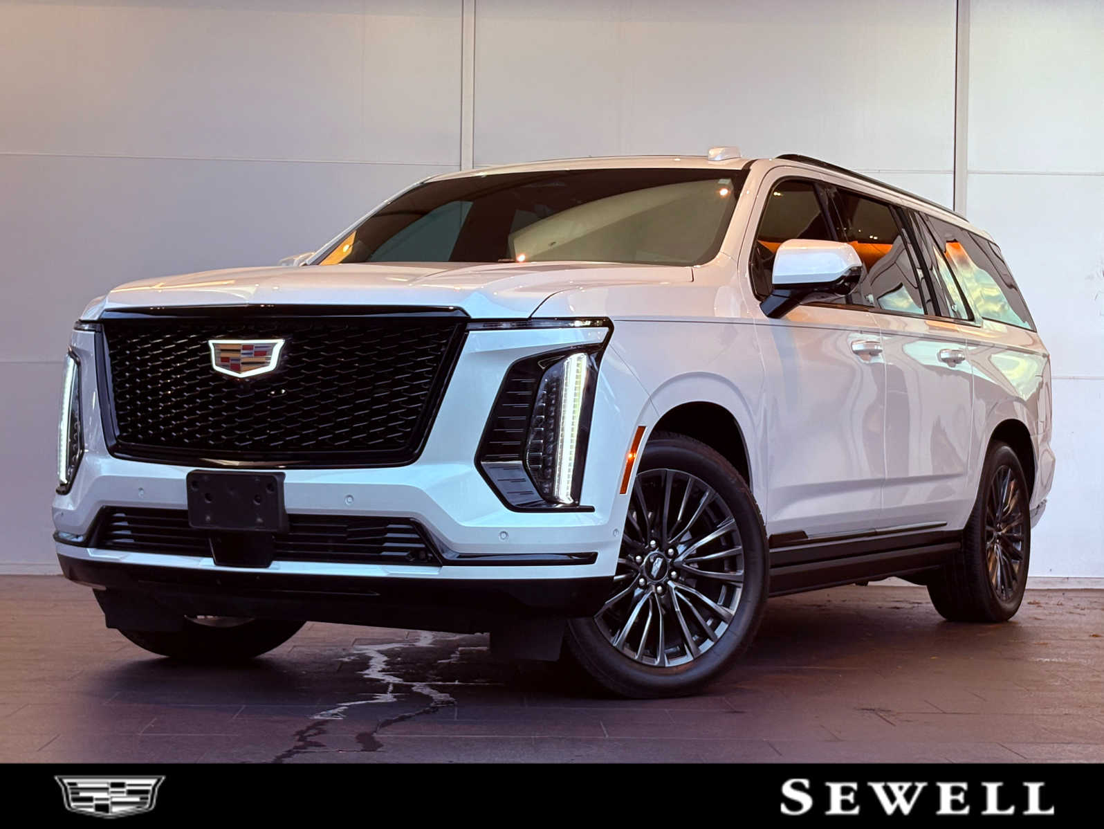 2025 Cadillac Escalade ESV Sport Platinum's photo