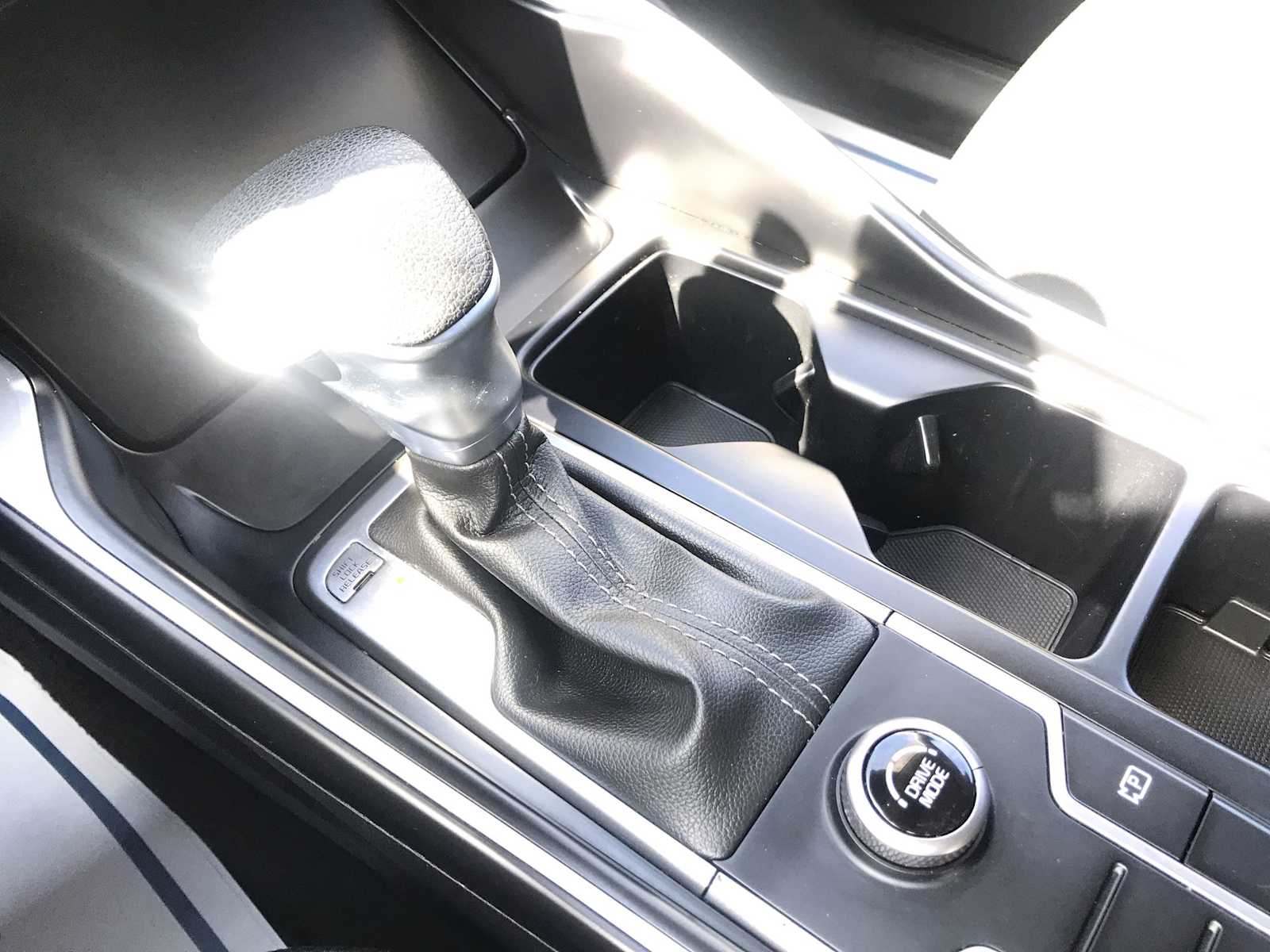 2023 Kia Sorento LX photo 18