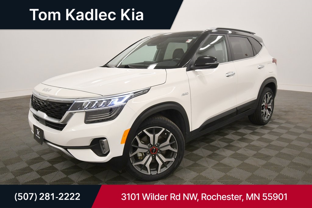 2023 Kia Seltos SX's photo