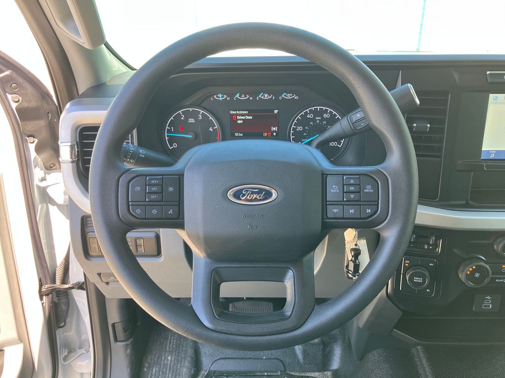 2024 Ford F-350 XL photo 18