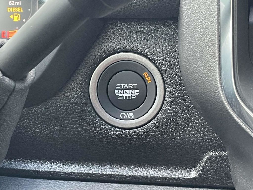 2025 Ram 2500 Laramie photo 34
