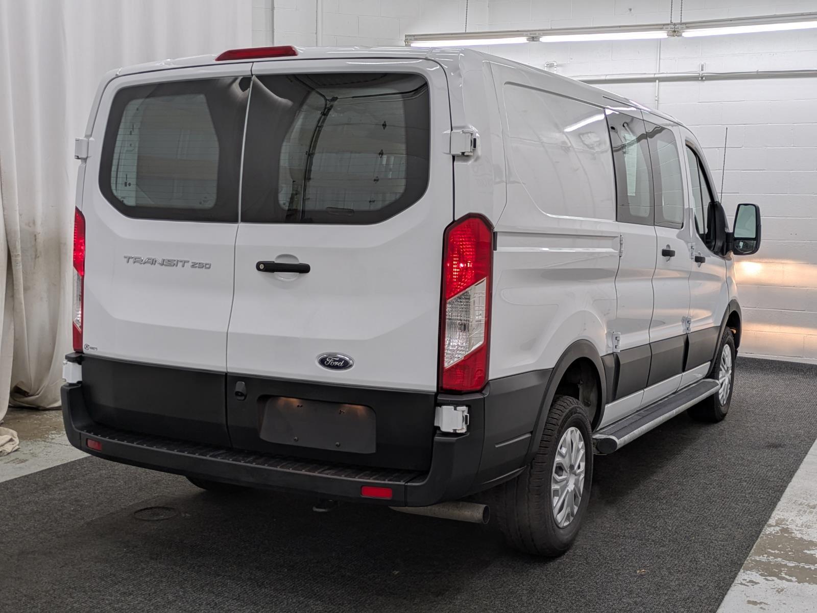 2023 Ford Transit Cargo Van photo 2
