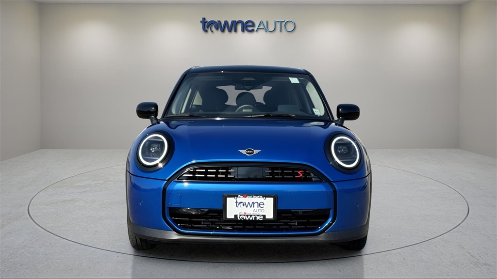 2025 Mini Cooper Hardtop 4 Door Signature photo 8