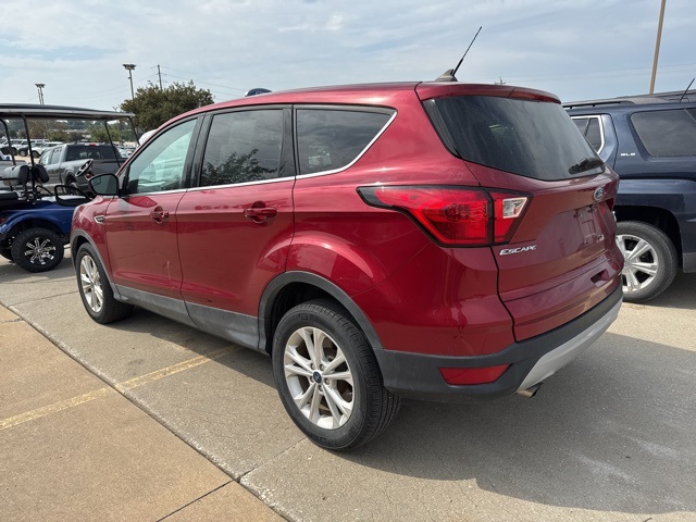 2019 Ford Escape SE photo 3