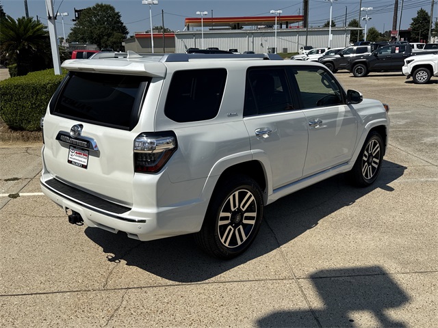 2023 Toyota 4Runner Limited photo 3
