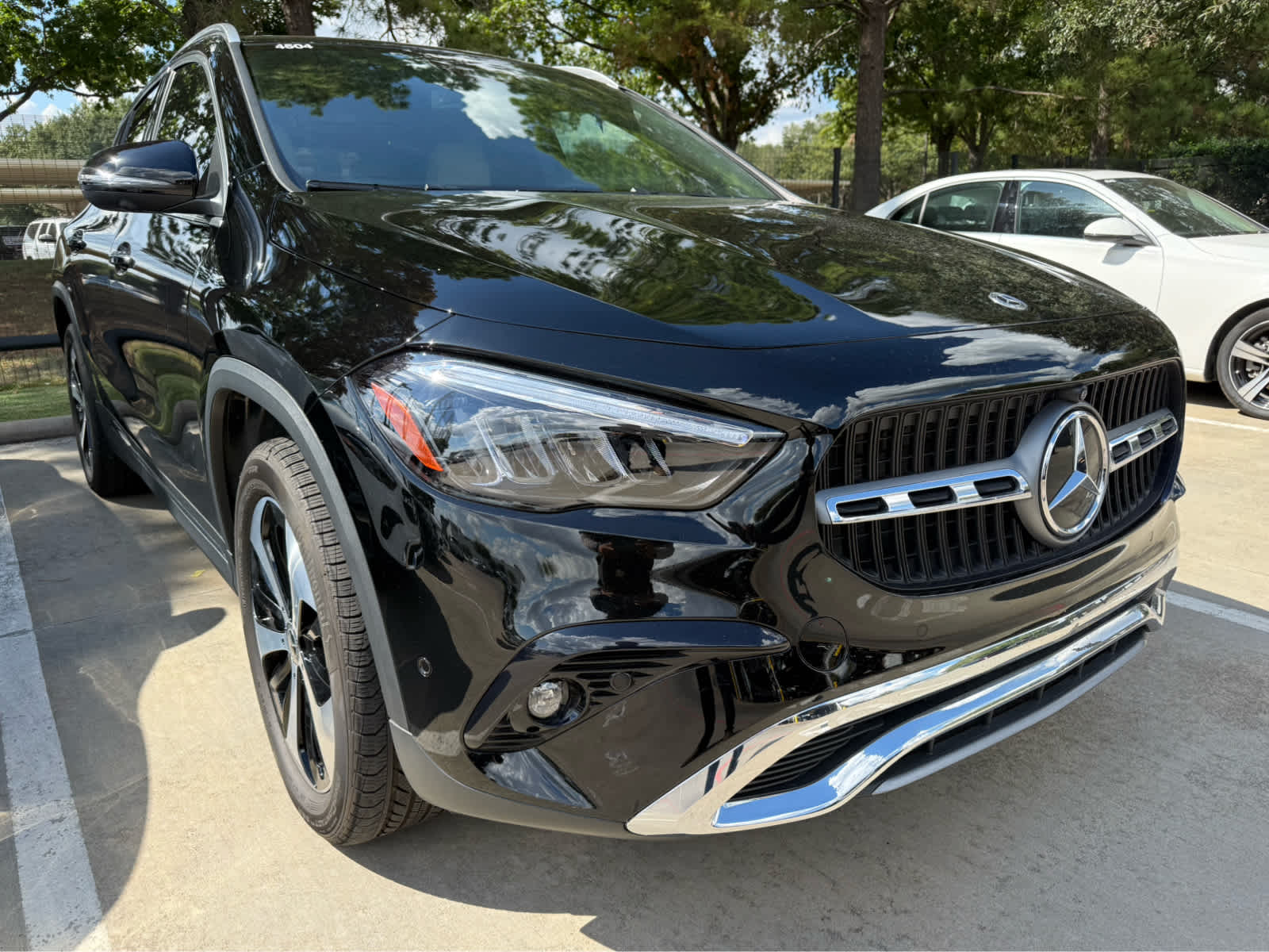 2025 Mercedes Benz GLA 250 photo 3