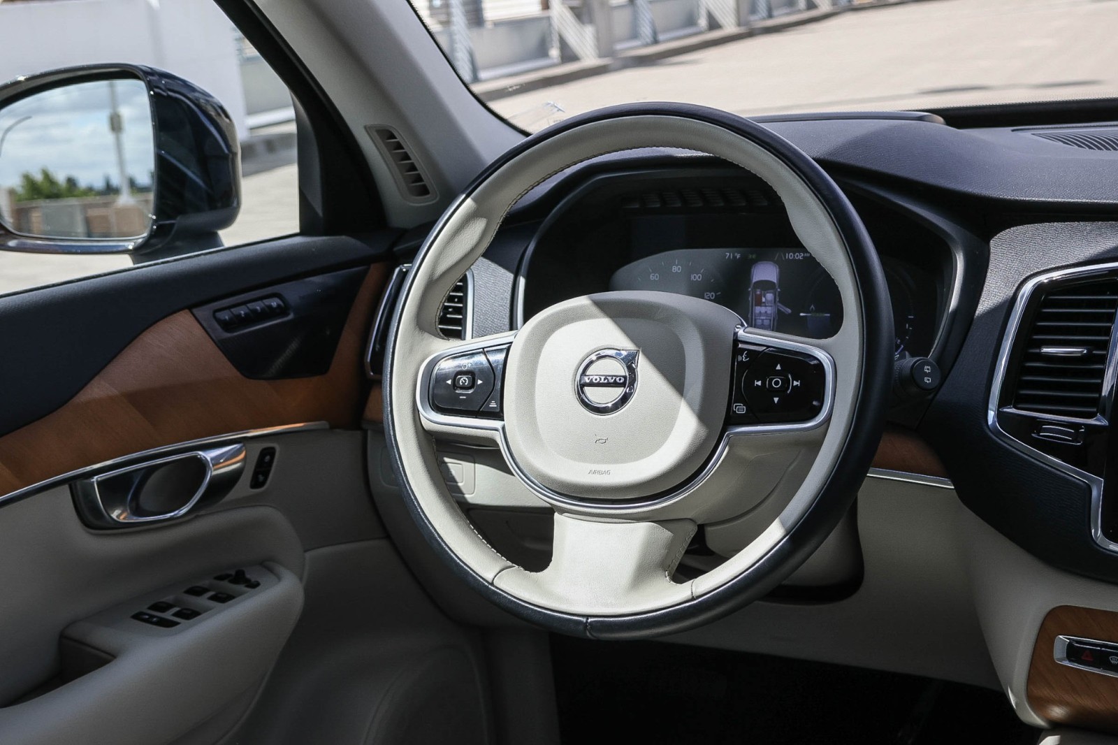 2022 Volvo XC90 Recharge Inscription Expression photo 17