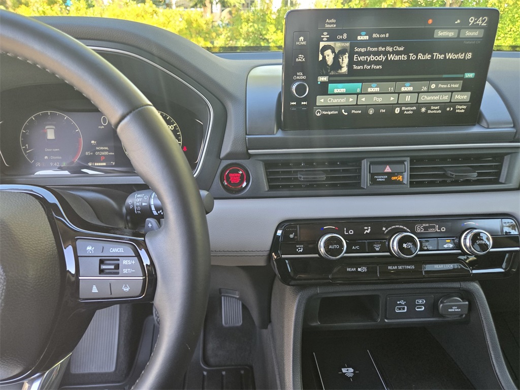 2024 Honda Pilot Touring photo 10