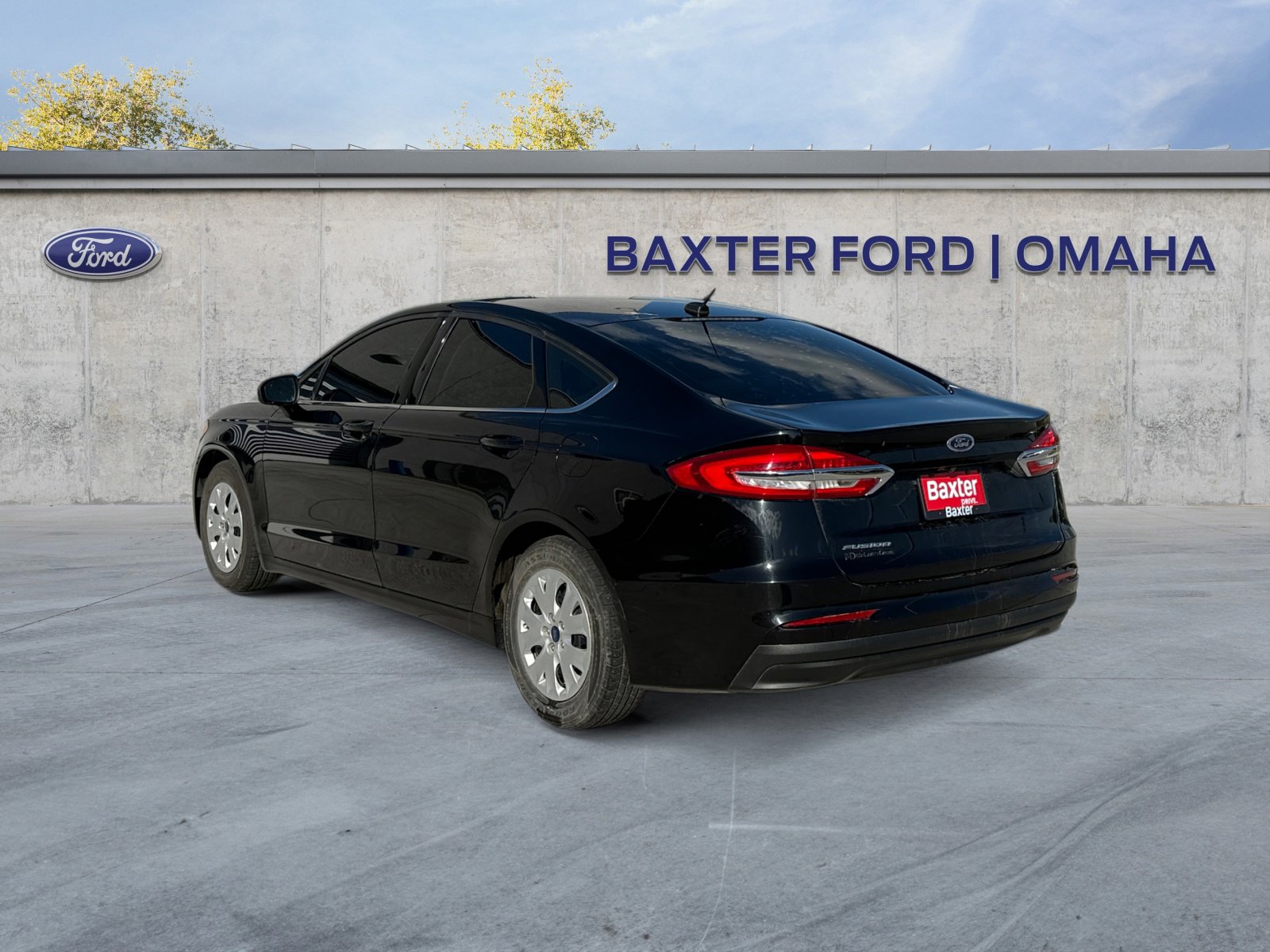 2019 Ford Fusion S photo 3