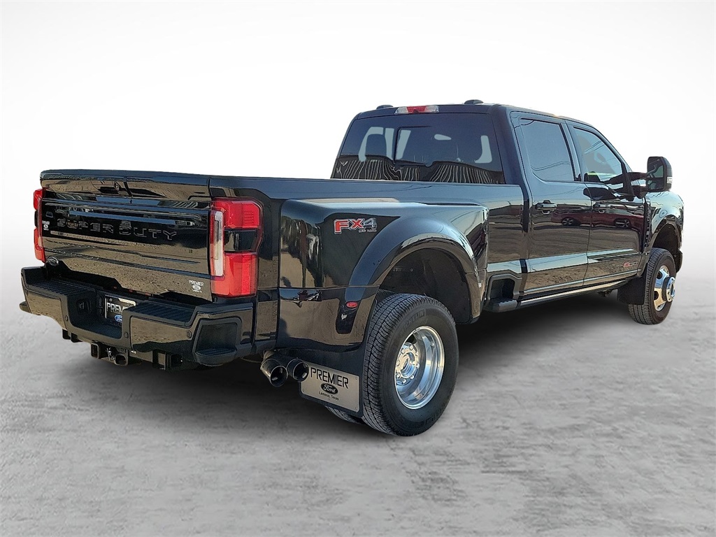 2025 Ford F-350 photo 11