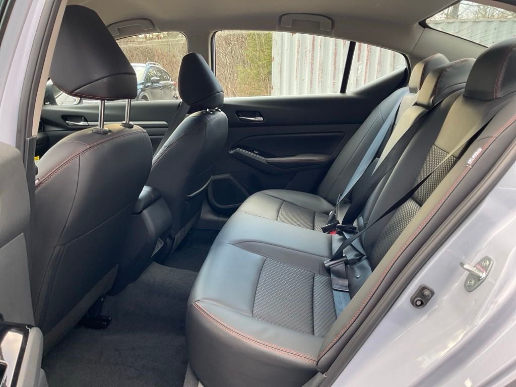2025 Nissan Altima 2.5 SR photo 27