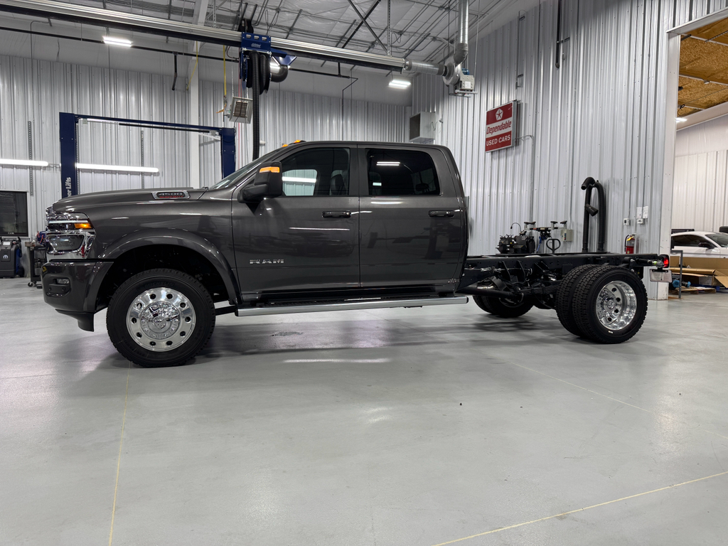 2025 Ram 4500 photo 2