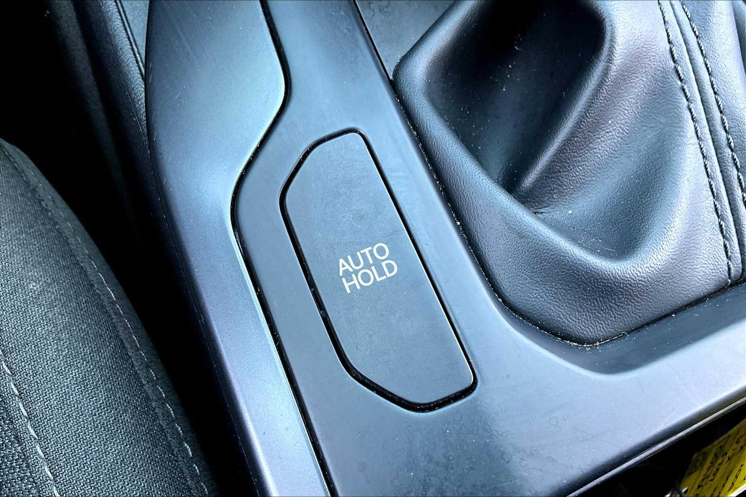 2025 Kia K4 LXS photo 28