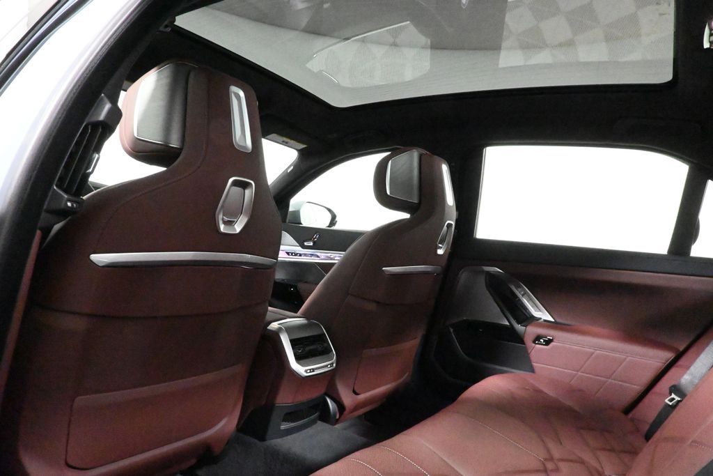 2026 Bmw 740i xDrive photo 30