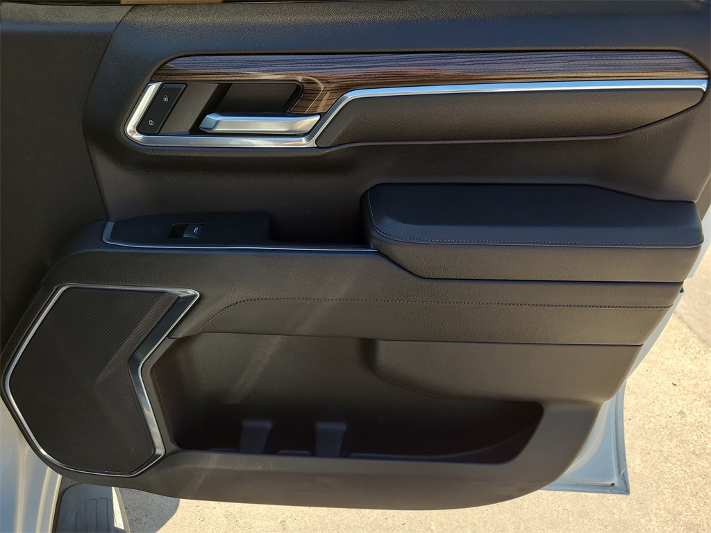2023 Chevrolet Silverado 1500 LT Trail Boss photo 8