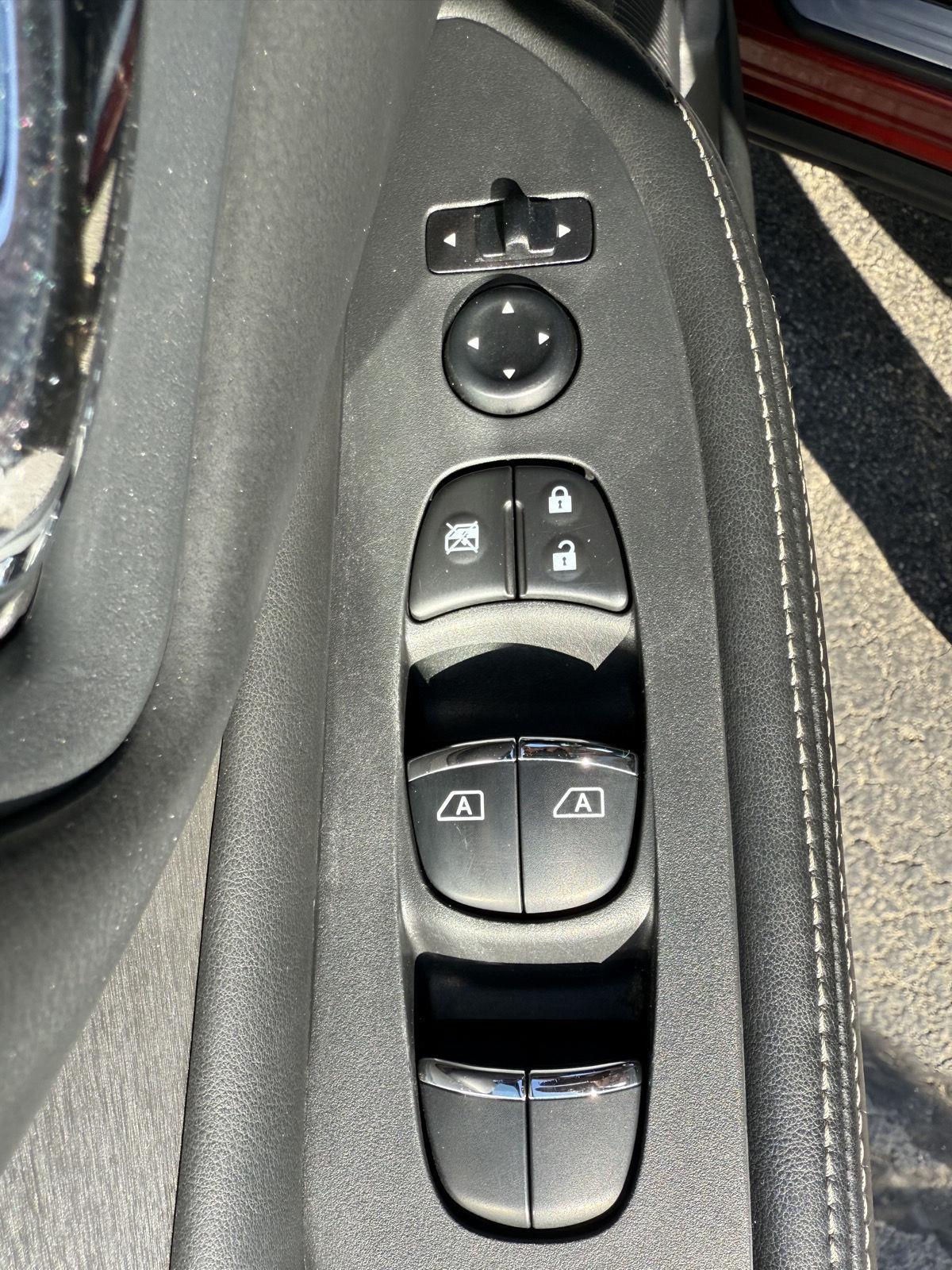 2019 Nissan Murano SL photo 12