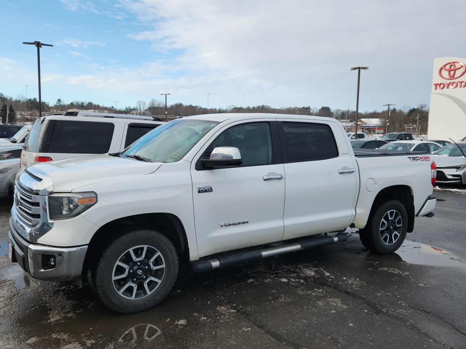 2018 Toyota Tundra Limited's photo