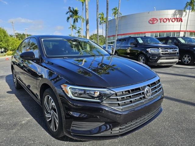 2021 Volkswagen Jetta SEL photo 3