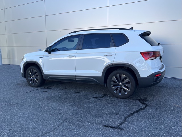 2022 Volkswagen Taos S photo 12