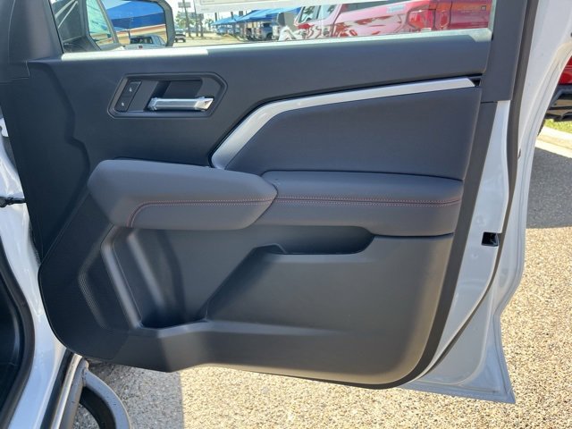 2025 Chevrolet Colorado Z71 photo 14