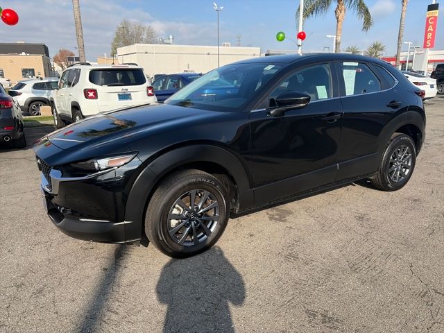 2025 Mazda CX-30 S's photo