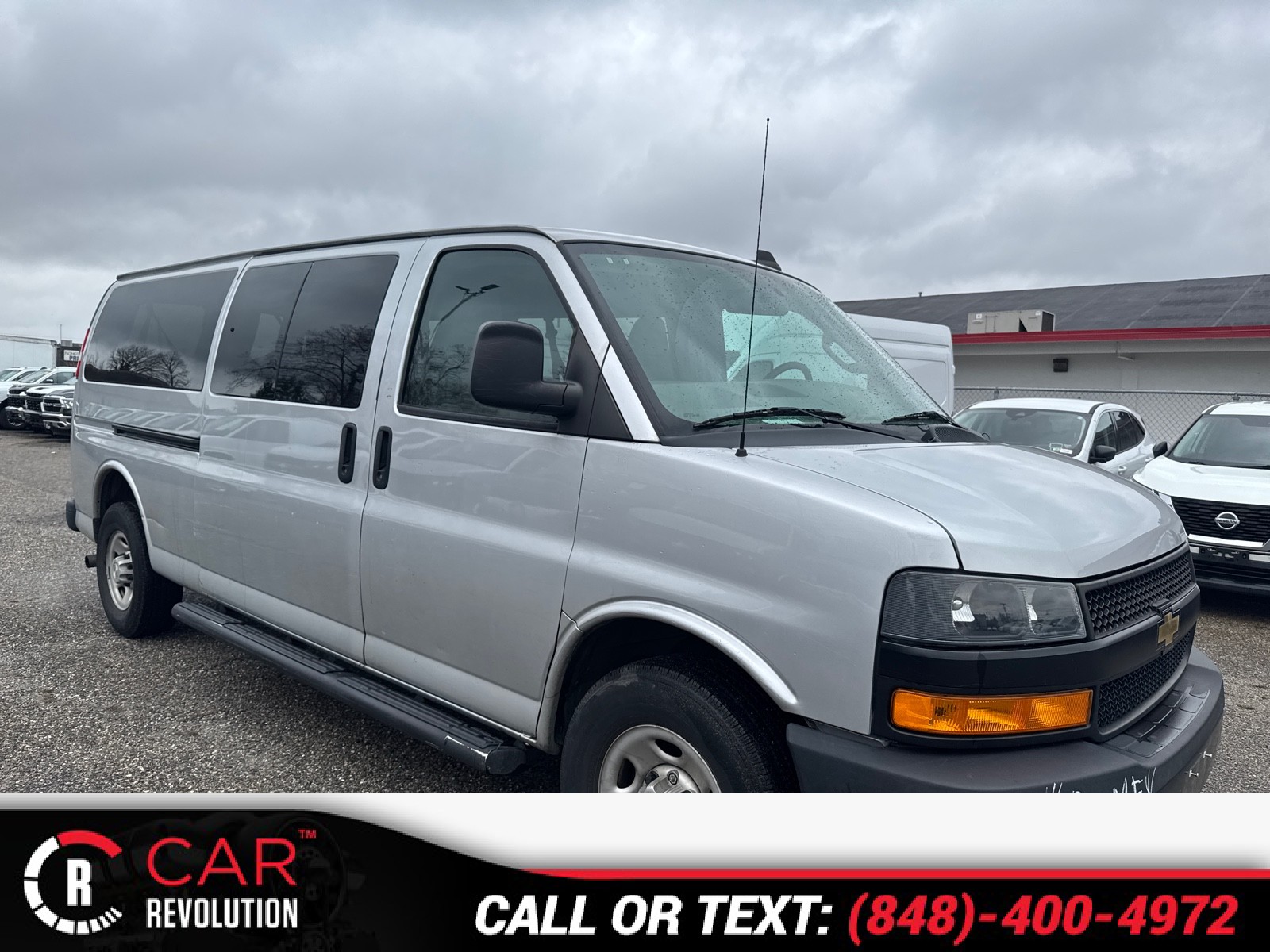 2020 Chevrolet Express Passenger LS's photo