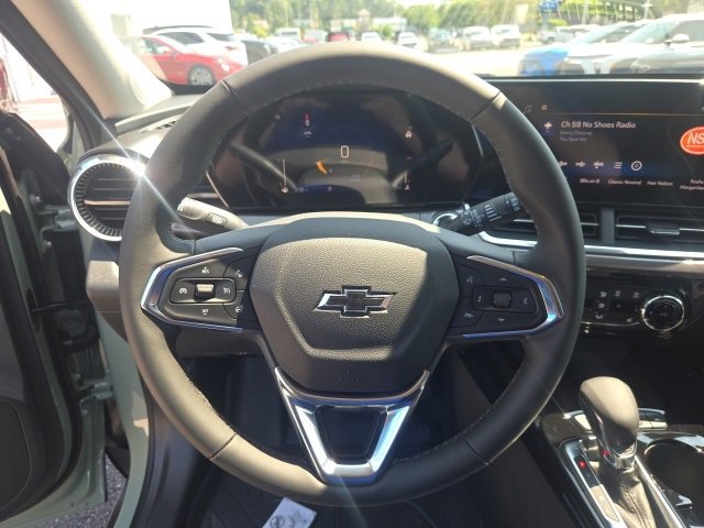 2025 Chevrolet Trax ACTIV photo 14