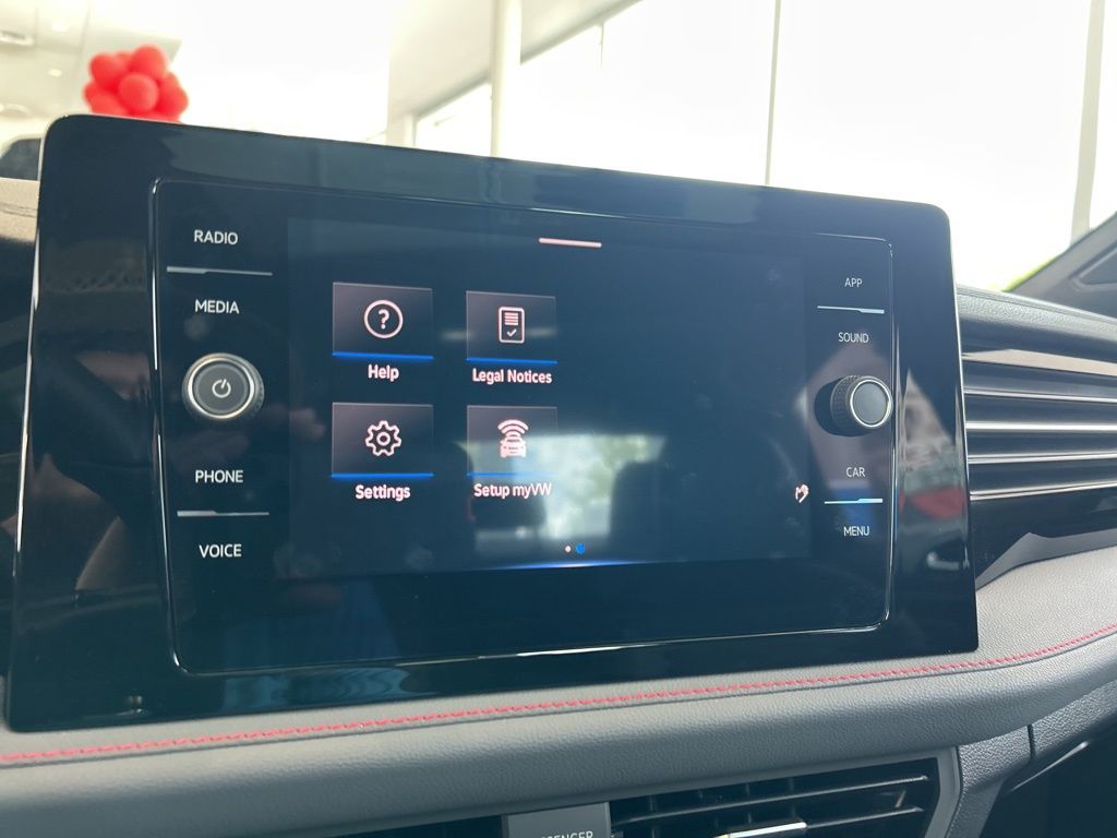 2025 Volkswagen Jetta GLI 2.0T Autobahn photo 26