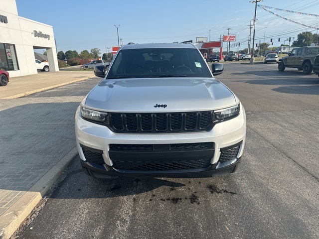 2025 Jeep Grand Cherokee Altitude X photo 5