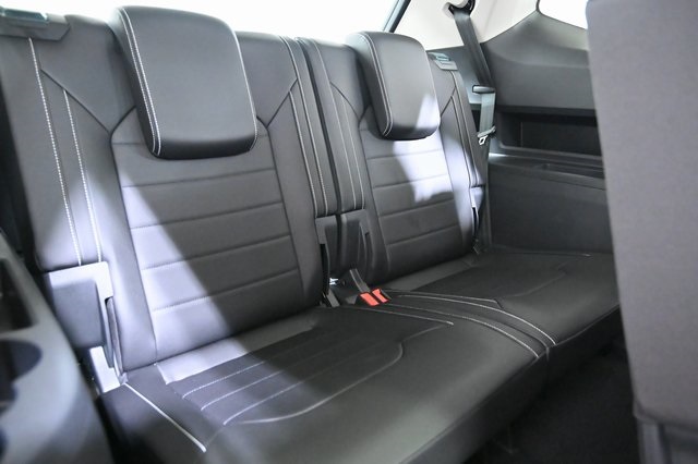 2026 Volkswagen Atlas SEL photo 24