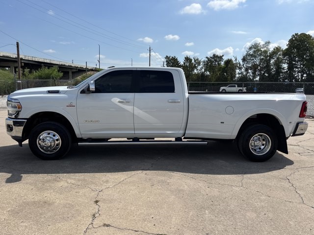 2022 Ram 3500 Laramie photo 10