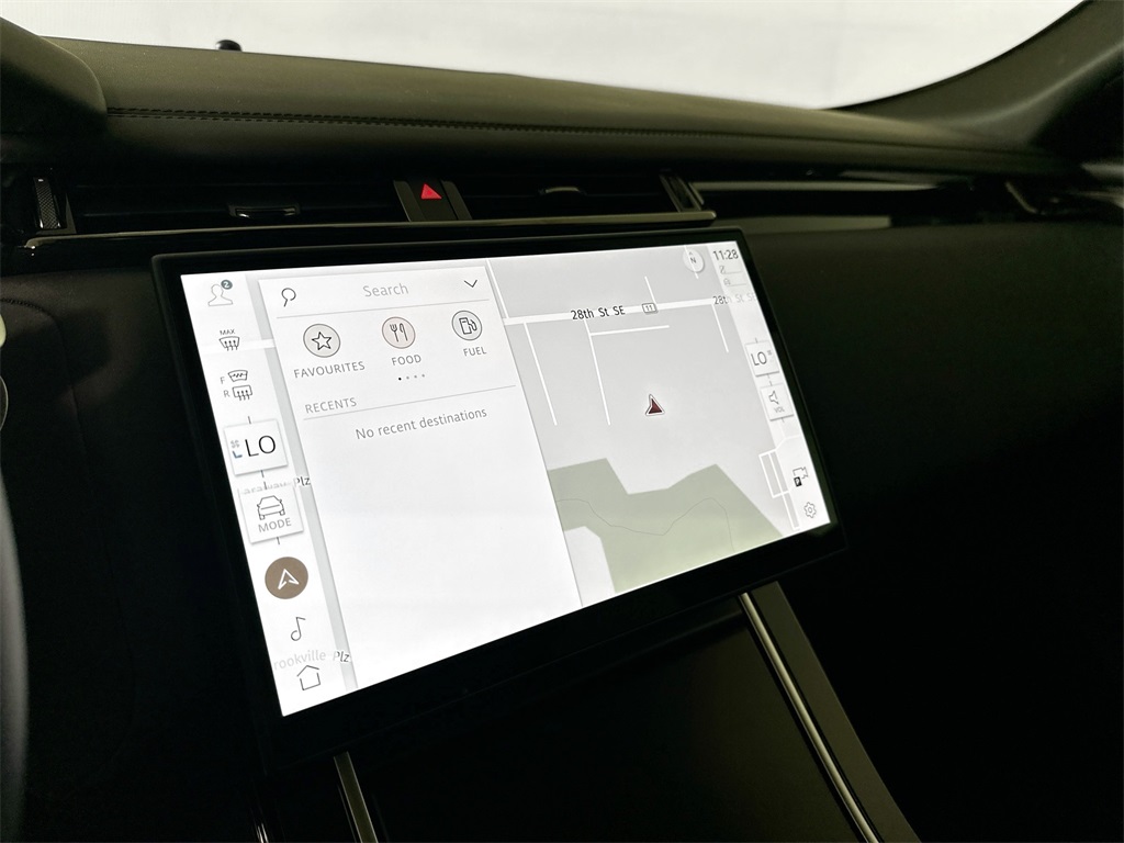 2026 Land Rover Range Rover Velar SE photo 16