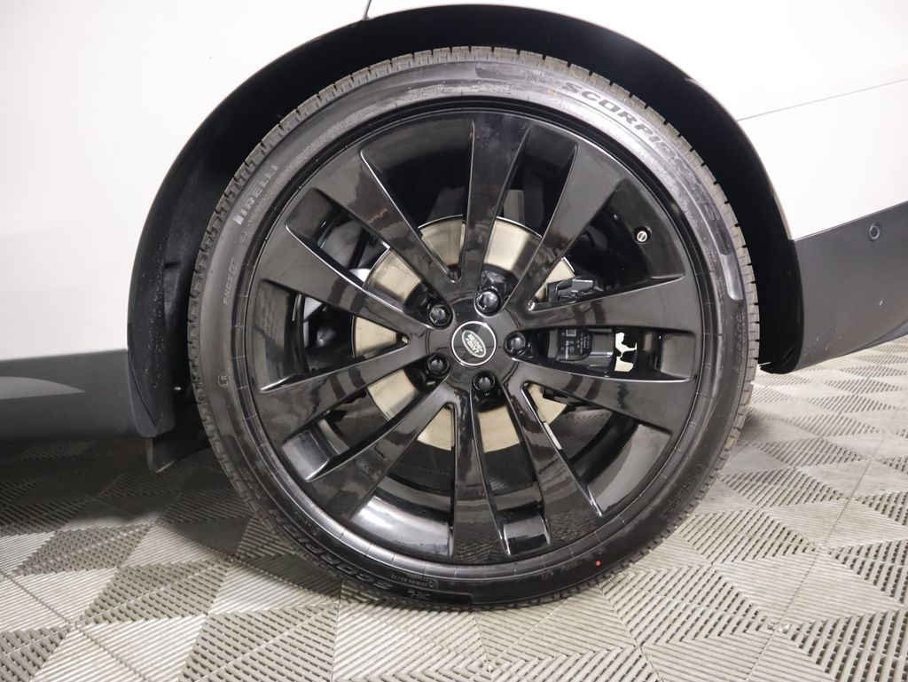 2025 Land Rover Range Rover Sport SE photo 28