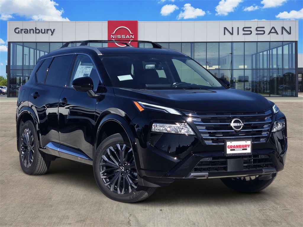 2026 Nissan Rogue Platinum's photo